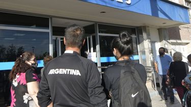 Bono de ANSES de 12 mil pesos: quiénes comienzan a cobrarlo desde el lunes