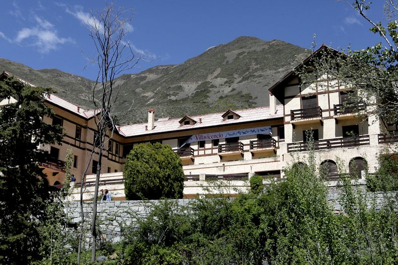 Atención turistas: corte de ruta en cercanías al Hotel Villavicencio