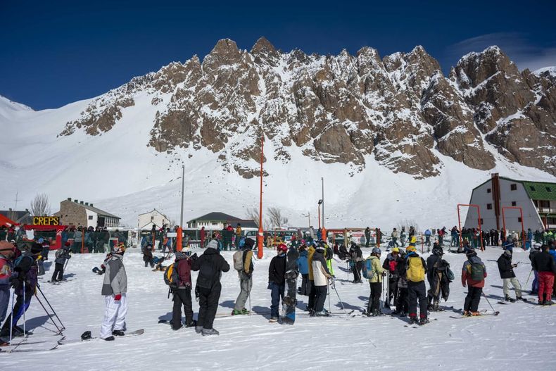 Mendoza sacó pecho en el feriado: nieve, turismo y más de $20.000 millones en juego.