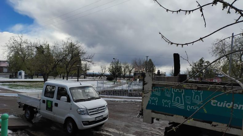 La Municipalidad de San Carlos trabaja en la asistencia a familias afectadas por el granizo