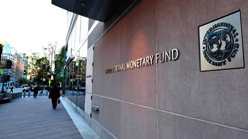 El gobierno de Javier Milei aguarda reunión del directorio del Fondo Monetario Internacional para recibir desembolsos.