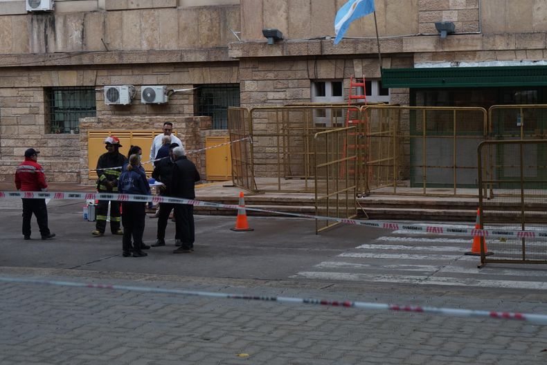 Conmoción en la Casa de Gobierno por un hombre que se quitó la vida.