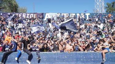 La hincha de la Lepra celebra el primer título de la historia del club. La hincha de la Lepra celebra el primer título de la historia del club.