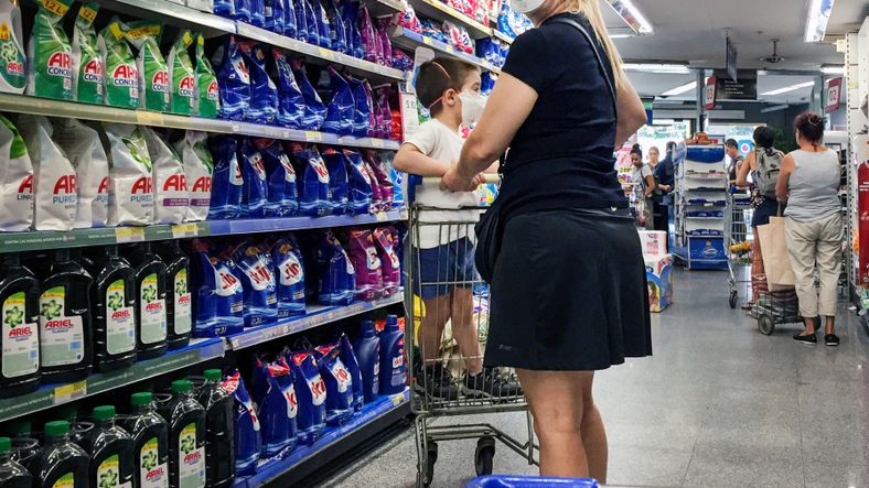 Indec difunde cómo fueron las ventas en centros de compras y supermercados