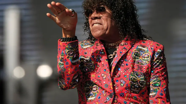 Todo listo para el increíble show de La Mona Jiménez en Mendoza