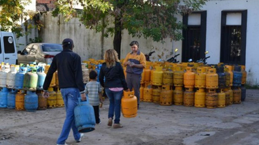 El programa La garrafa en tu Barrio sigue llegando a los departamentos de Mendoza. El programa La garrafa en tu Barrio sigue llegando a los departamentos de Mendoza.