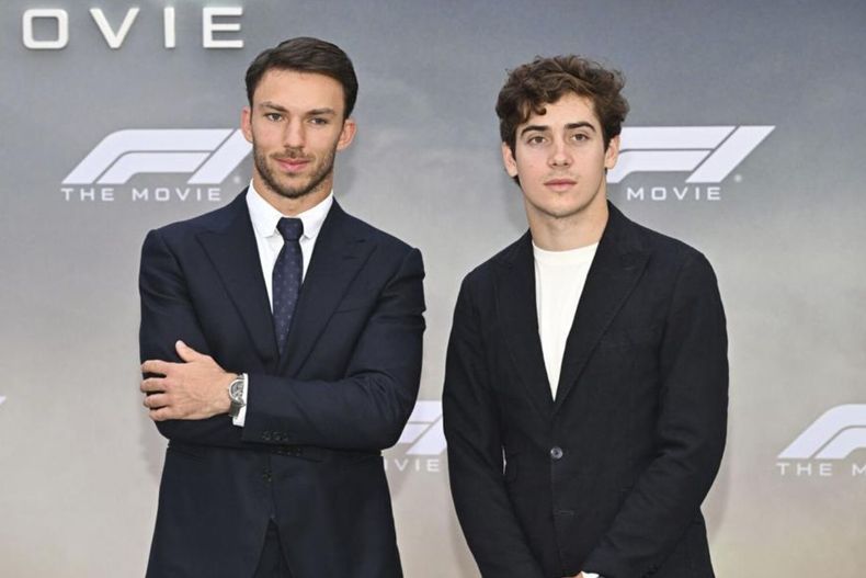 Franco Colapinto posó con Pierre Gasly