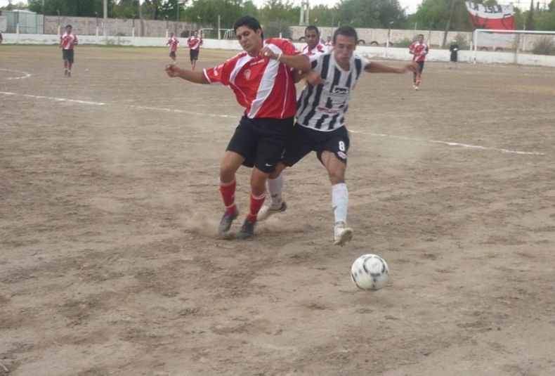 14  5ta. Clausura- El Sportivo Balloffet recibe en su cancha a Monte Coman. Sábado 30-8-14