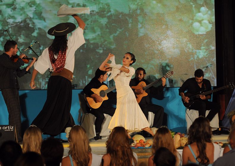 Fiesta de la Vendimia: &nbsp;Guaymallén recupera su tradición con el regreso de la reina departamental.