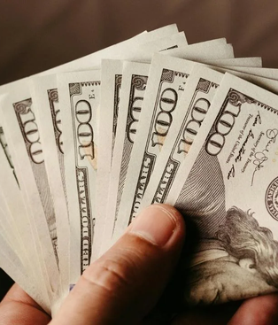 Dólar hoy y dólar blue en Mendoza: a cuánto cotiza este martes 28 de abril de 2026 Dólar hoy y dólar blue en Mendoza: a cuánto cotiza este martes 28 de abril de 2026