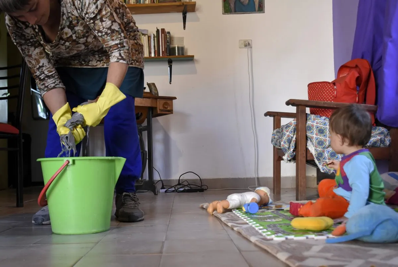 Maternar, trabajar y realizar tareas domésticas es agotador y es necesario naturalizar ese cansancio legítimo.