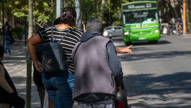 Finde largo: así funcionará el transporte público este lunes y martes en Mendoza. Finde largo: así funcionará el transporte público este lunes y martes en Mendoza.