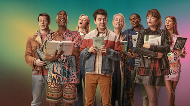 Condenaron con 15 años de cárcel por abuso sexual a un actor de “Sex Education”