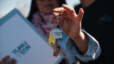 Más familias de Tunuyán accedieron a la vivienda propia con una nueva entrega en Bordelongue
