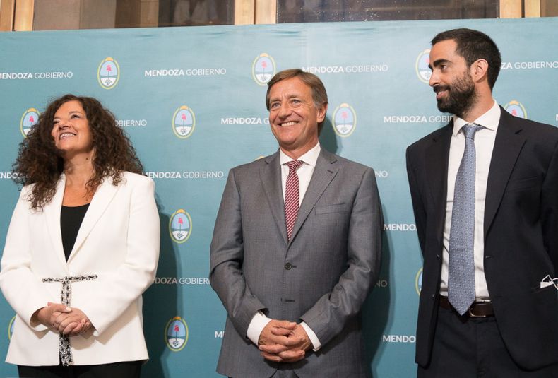 Jura del ministro victor fayad y nora vicario