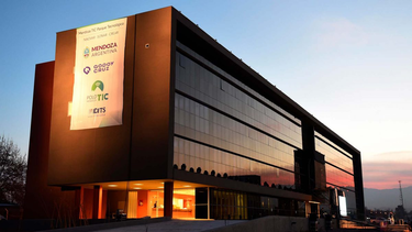 A pesar de los esfuerzos privados y públicos la cantidad de empresas permanece estancada A pesar de los esfuerzos privados y públicos la cantidad de empresas permanece estancada