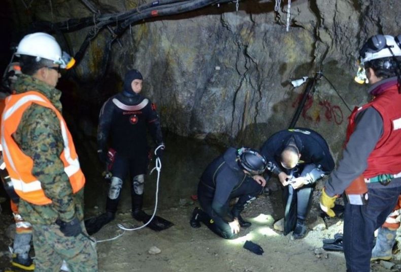 Mineros