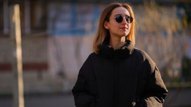 Por qué algunas personas se visten siempre de negro, según la psicología