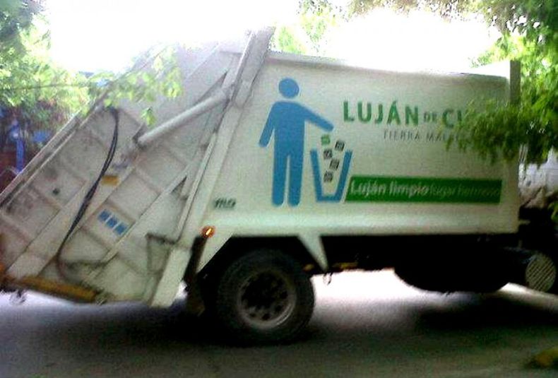 Recolección de residuos en Luján