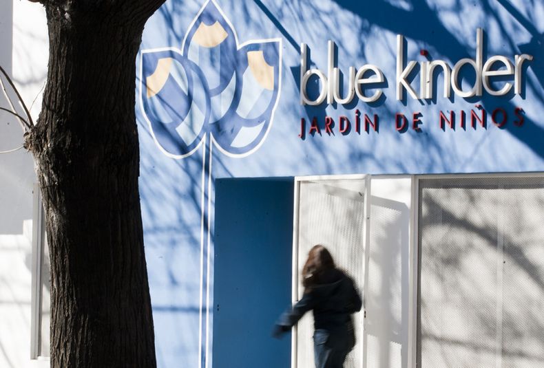 jardin de niños, bebe descompuesto y posterior muerte súbita, kinder blue