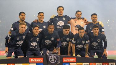 La Lepra busca el milagro. La Lepra busca el milagro.