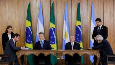 Tras cuatro años de sangría, vuelve el superávit comercial con Brasil