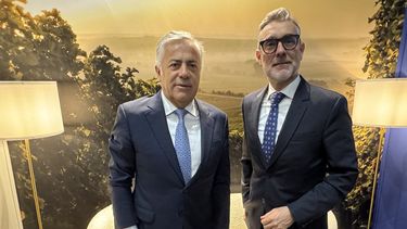 Alfredo Cornejo confirmó que Mendoza será sede de una feria internacional inédita dedicada al vino a granel. Foto: Prensa Gobierno de Mendoza. Alfredo Cornejo confirmó que Mendoza será sede de una feria internacional inédita dedicada al vino a granel. Foto: Prensa Gobierno de Mendoza.