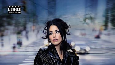 Lali Espósito compartió una reflexión personal con el corazón roto