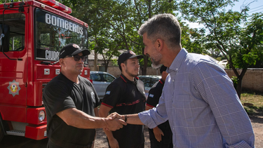Acuerdo firmado entre bomberos voluntarios y la Ciudad de Mendoza.