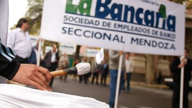 Bancarios ratifican el paro nacional para este jueves