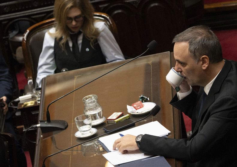 Manuel Adorni presenta su primer informe de gestión ante el Congreso. Manuel Adorni presenta su primer informe de gestión ante el Congreso.