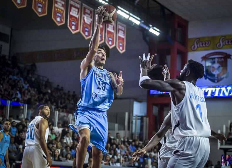 Carlos Delfino posiblemente haya jugado el &uacute;ltimo partido con la selecci&oacute;n de b&aacute;squetbol de Argentina. El adi&oacute;s a un grande