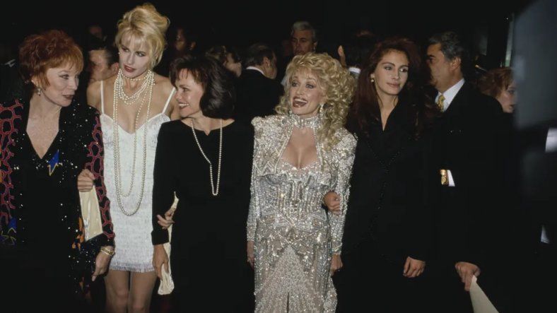 Una de sus compañeras de set contó que Julia Roberts fue víctima de acoso