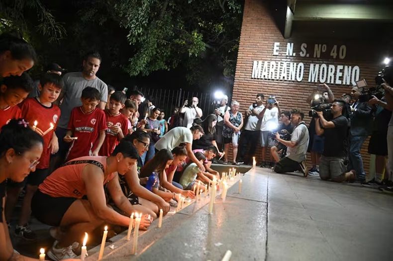 Allanaron la casa del adolescente que protagonizó el tiroteo en Santa Fe