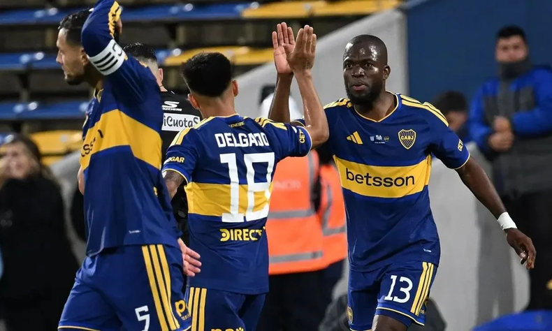 Boca remontó un partidazo ante Racing y se metió entre los cuatro mejores de la Copa Argentina. &nbsp;