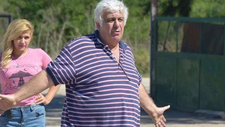 Tras la polémica, Alberto Samid regresó al país en un avión sanitario desde Uruguay