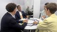 Mendoza llevó a Brasil su cartera de proyectos de petróleo y gas en busca de inversiones
