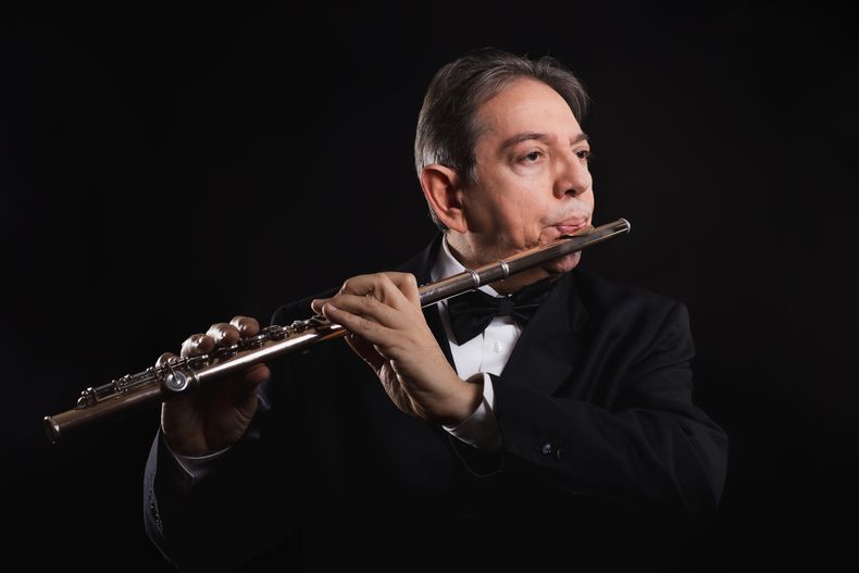 Carlos Fuguet será de la partida en el concierto que se llevará a cabo el domingo en el Teatro Independencia.