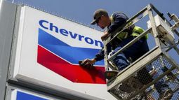 Chevron reporta alza del 6% en su ganancia trimestral