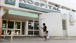 El joven herido fue atendido en el hospital Paroissien de Maipú y fue dado de alta.&nbsp;