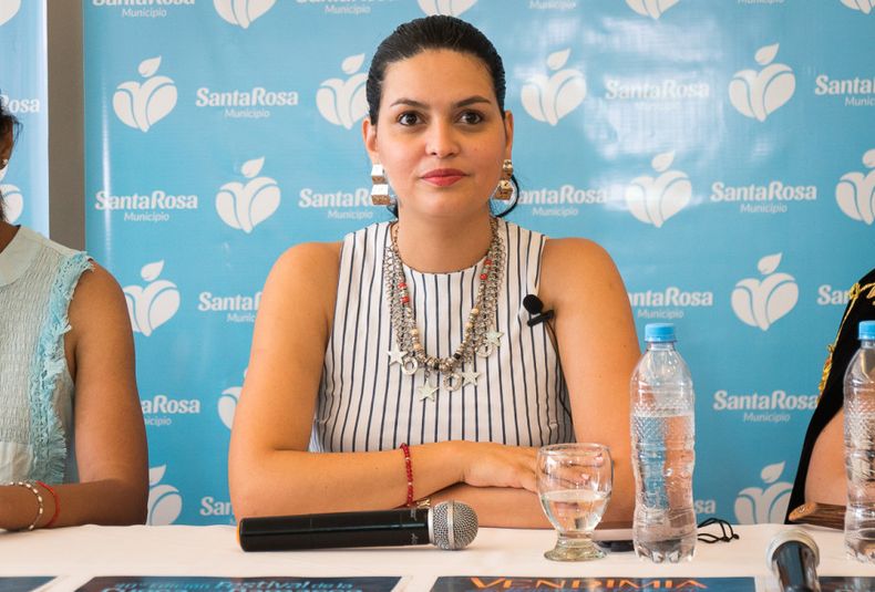 Presentación Vendimia Santa Rosa, Flor Destéfanis