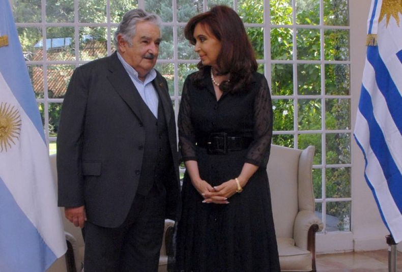 Cristina junto a su par uruguayo, José Pepe Mujica.