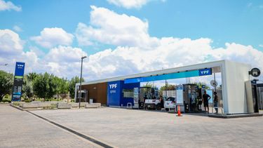 Ya funciona en Mendoza la primera estación 100% autoservicio de Argentina