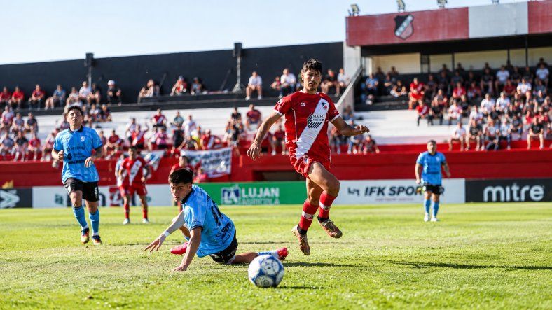 Deportivo Maipú volvió a festejar en calle Vergara y consiguió tres puntos fundamentales ante Temperley.