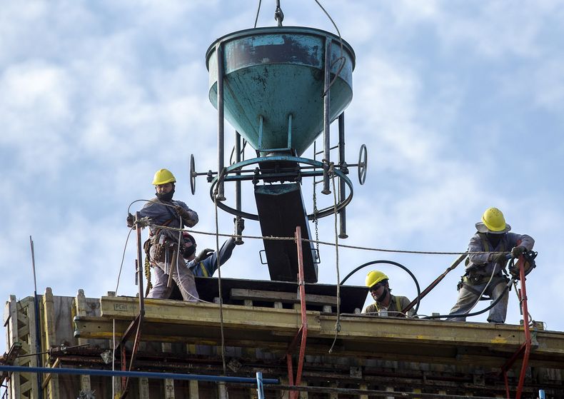 La C&aacute;mara Argentina de la Construcci&oacute;n (CAMARCO) alert&oacute; sobre la crisis que atraviesa el sector.