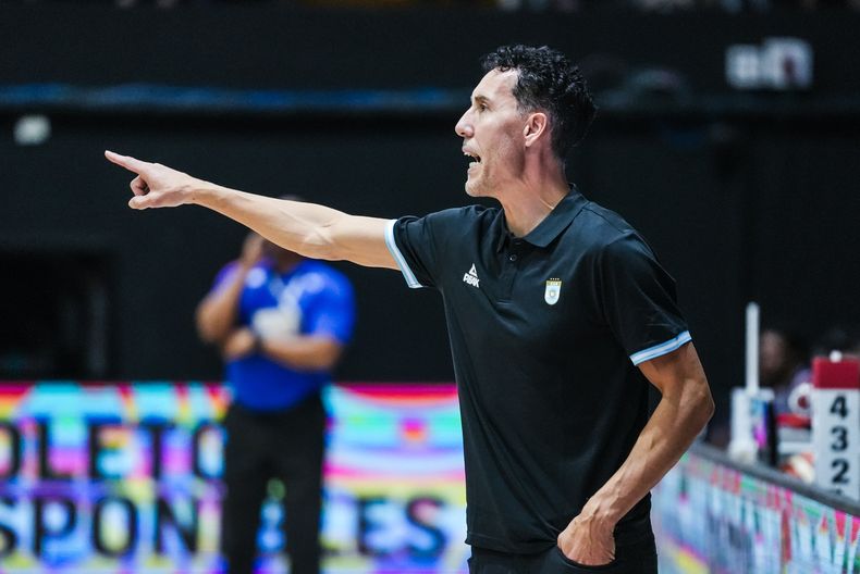 Pablo Prigioni dio a conocer la pre lista de convocados para la ventana de febrero.