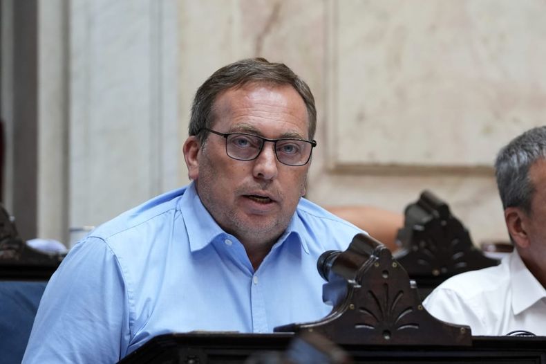 Mart&iacute;n Aveiro, diputado nacional por Mendoza.