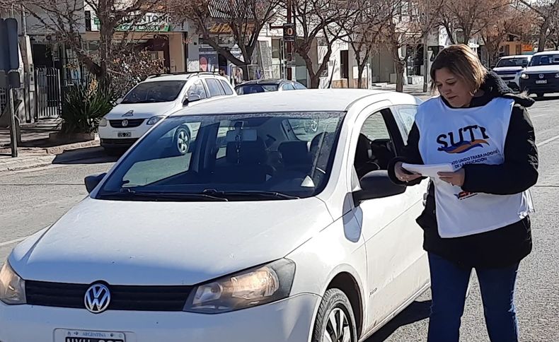 Docentes harán paro luego de las vacaciones de invierno.