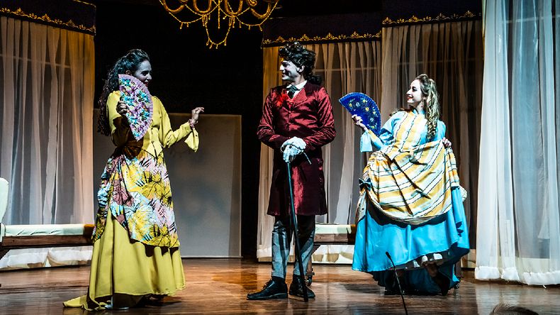 Sigue en la Nave UNCuyo la obra Las preciosas ridículas