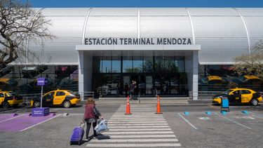 La Provincia habilitó un espacio dentro de la Terminal para tareas operativas y de atención del Ministerio de Seguridad.